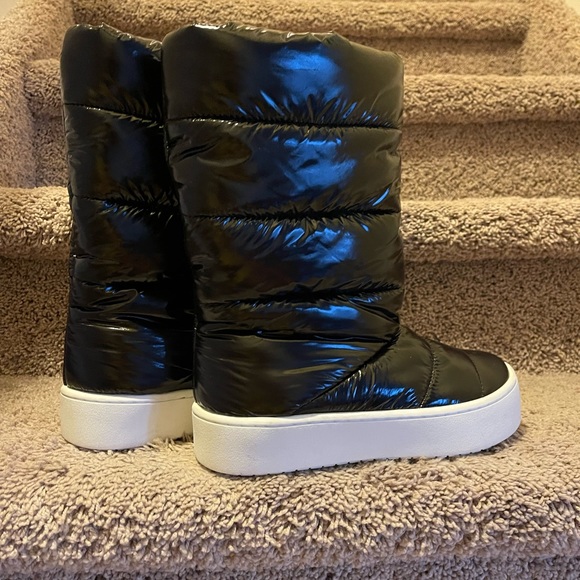 Jeffrey Campbell Moonboots 8.5 - Picture 6 of 7